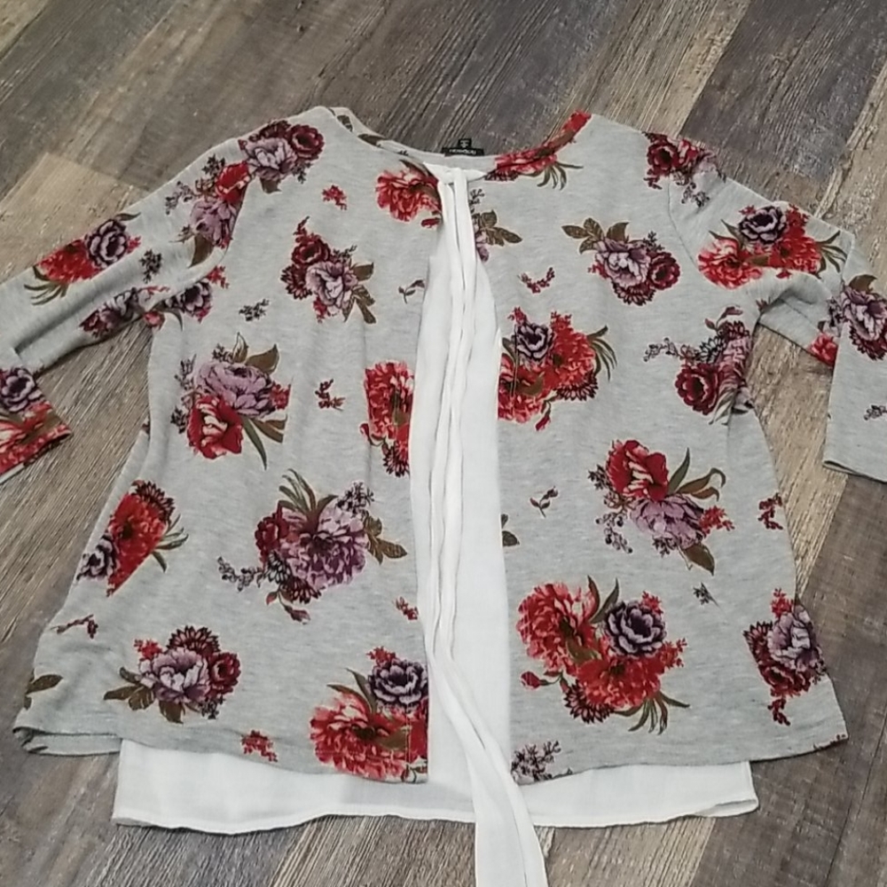 Bobedu Foral Open Back Top Medium - Picture 8 of 10